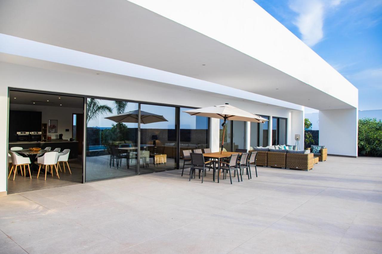 Villa Macan Teguise  Exteriör bild