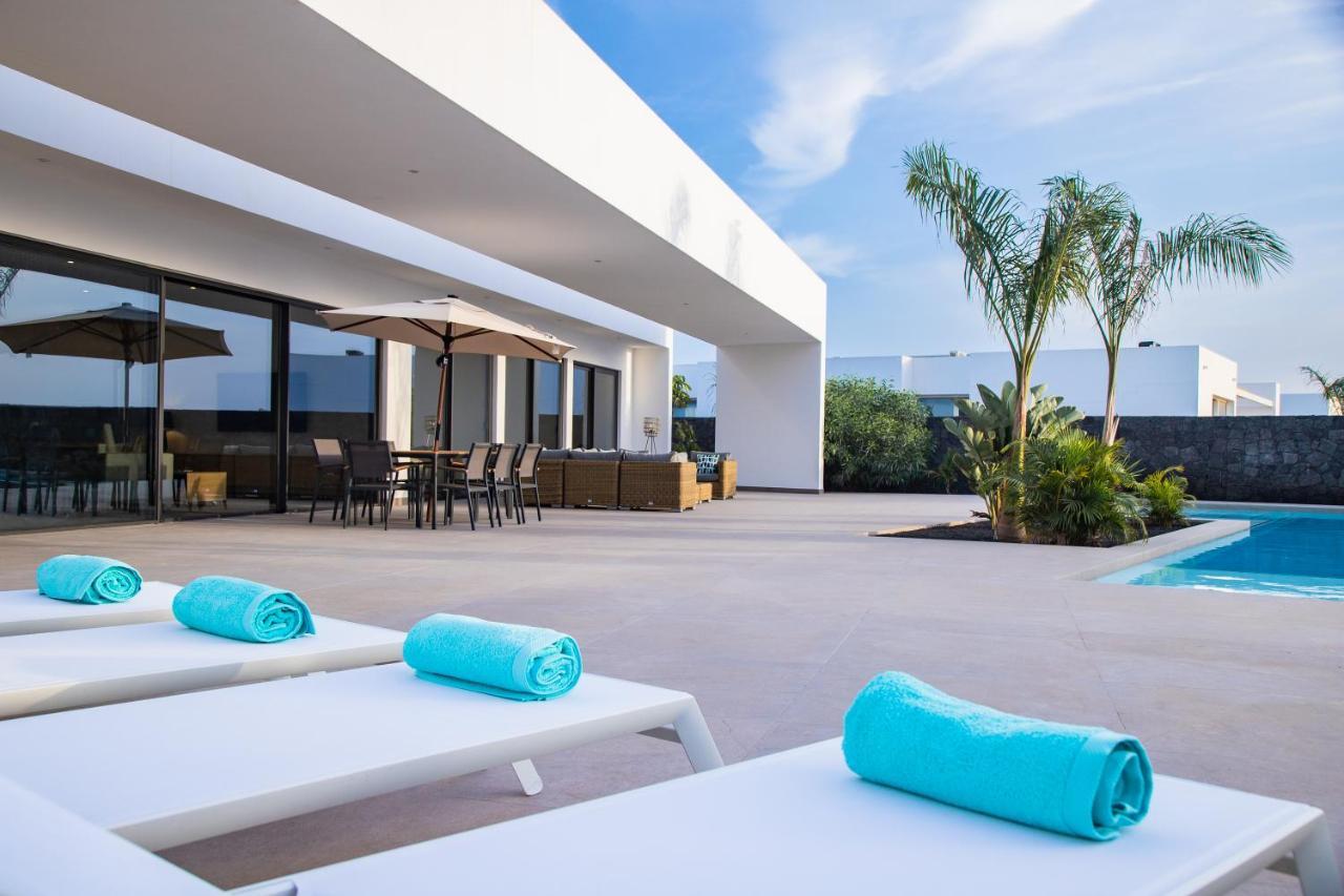 Villa Macan Teguise  Exteriör bild