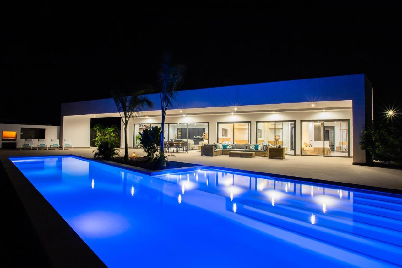 Villa Macan Teguise  Exteriör bild